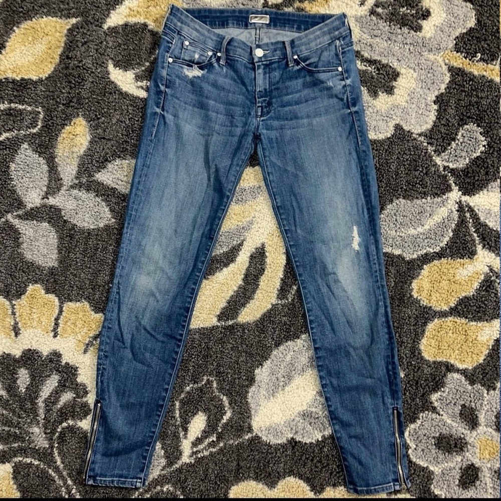 Mother jeans. Distressed, zipper detail, low rise